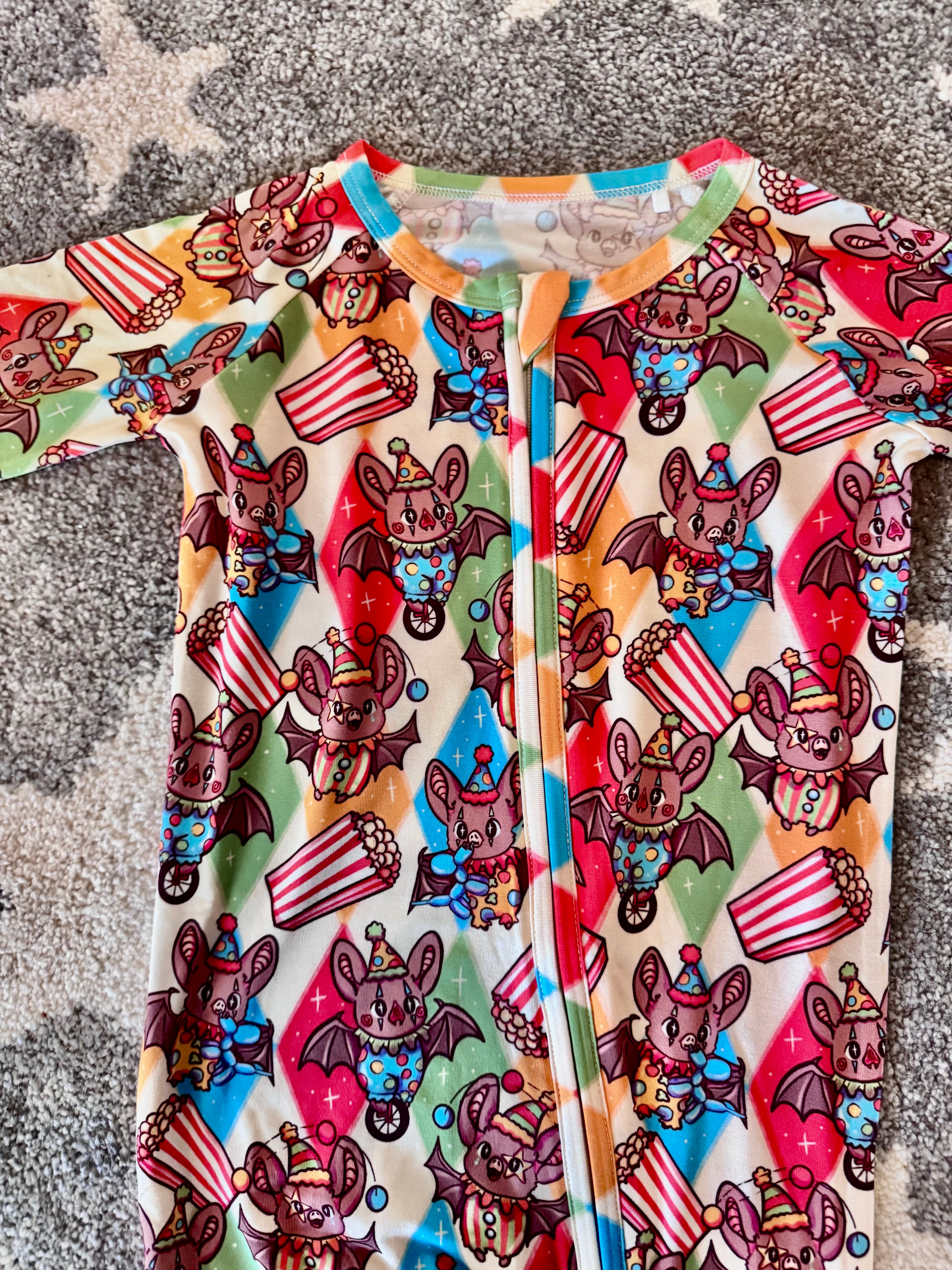 Circus Bats Zippies
