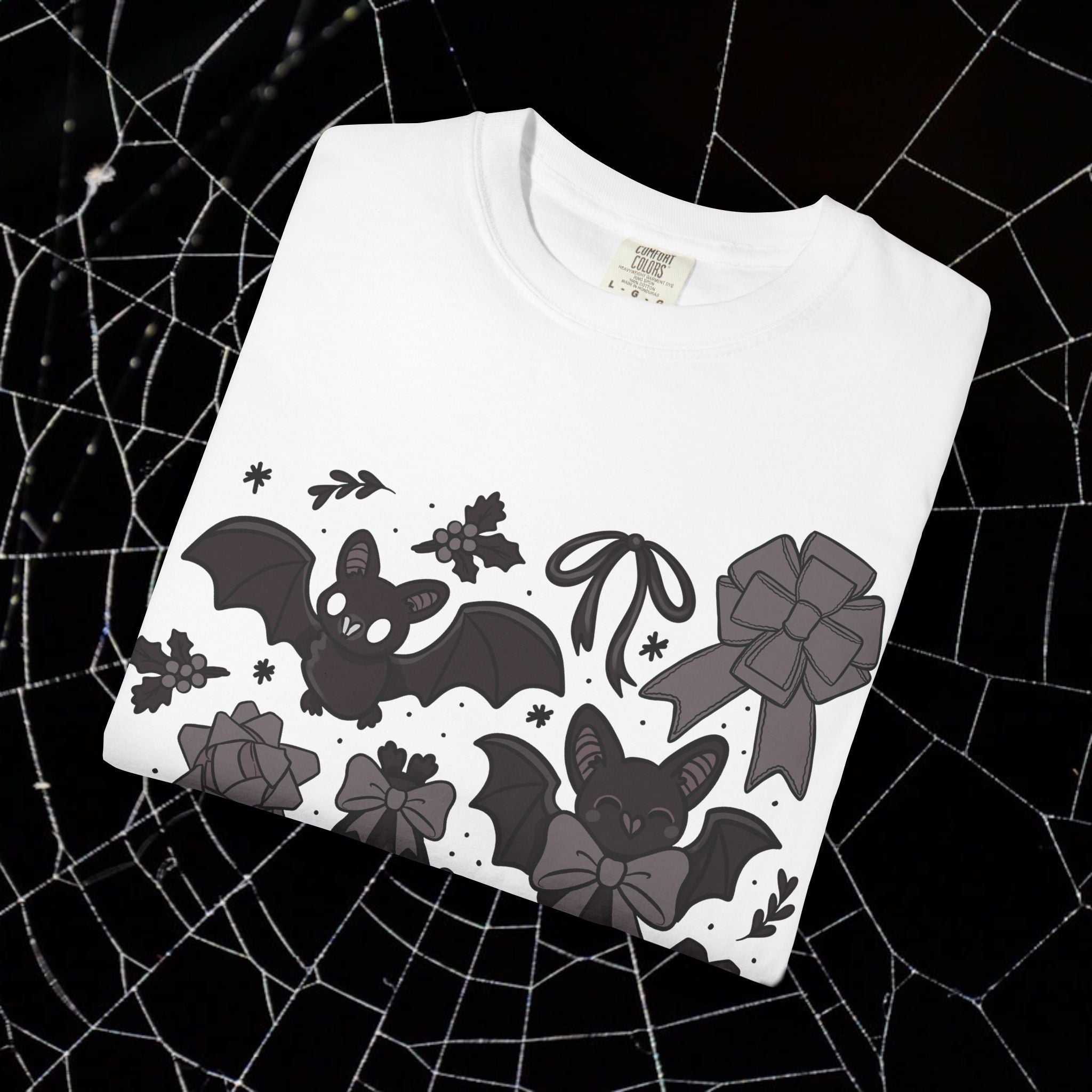 Monochrome Bats & Bows Unisex T-shirt