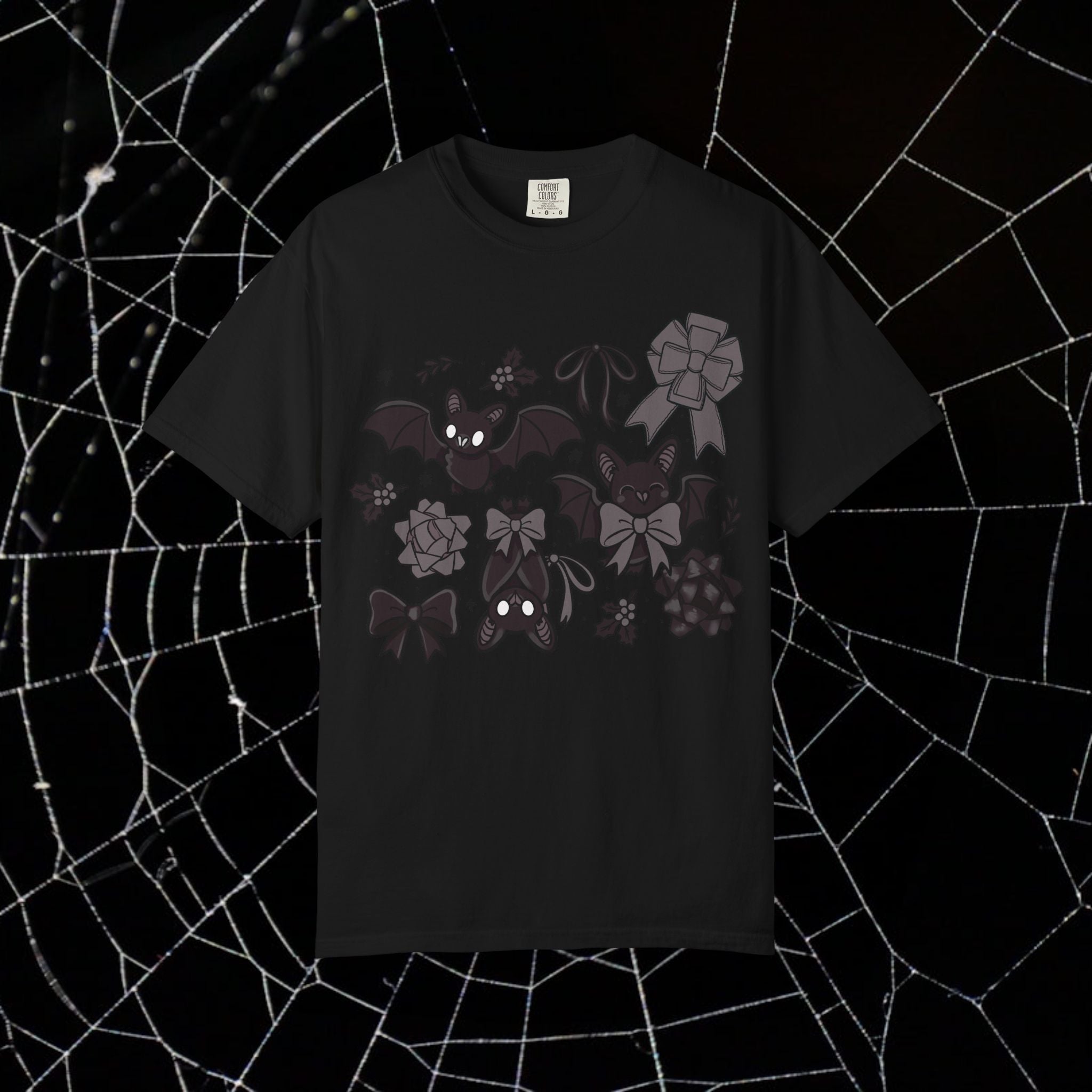 Monochrome Bats & Bows Unisex T-shirt